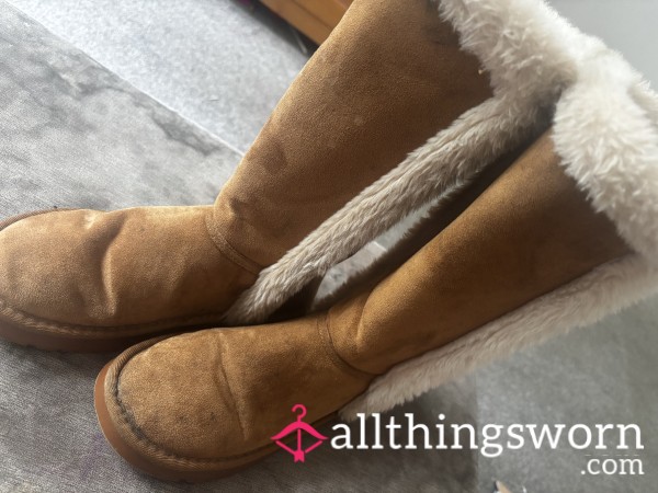 Sweat Filled Boots 💦