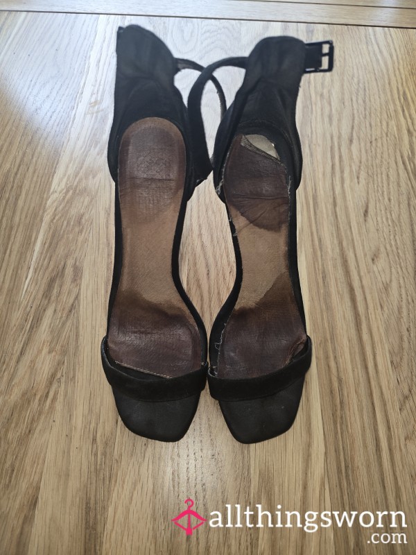 ***SOLD*** SWEAT SOAKED HEELED SANDALS