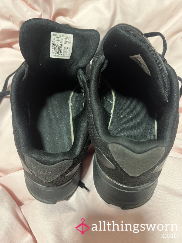 Sweat Soaked Nikes 🖤 200+kms Of My Foot Aroma