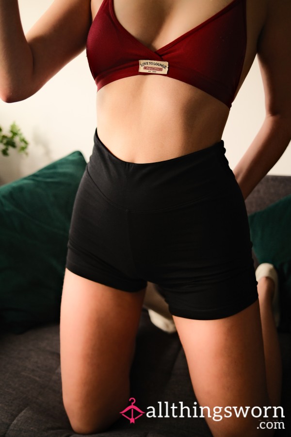 Sweaty Black Gym Shorts Worn Without Panties, 3 Days Wear + Pics 🖤