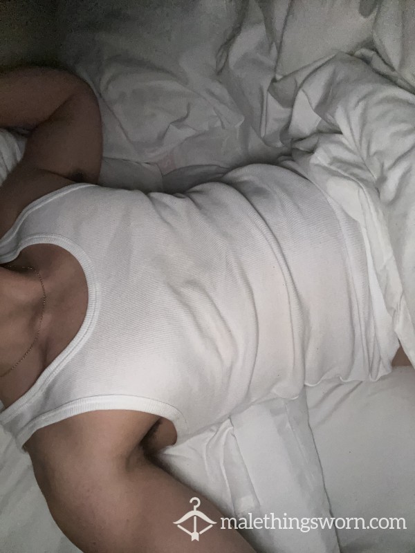 SWEATY CHAV WHITE VEST
