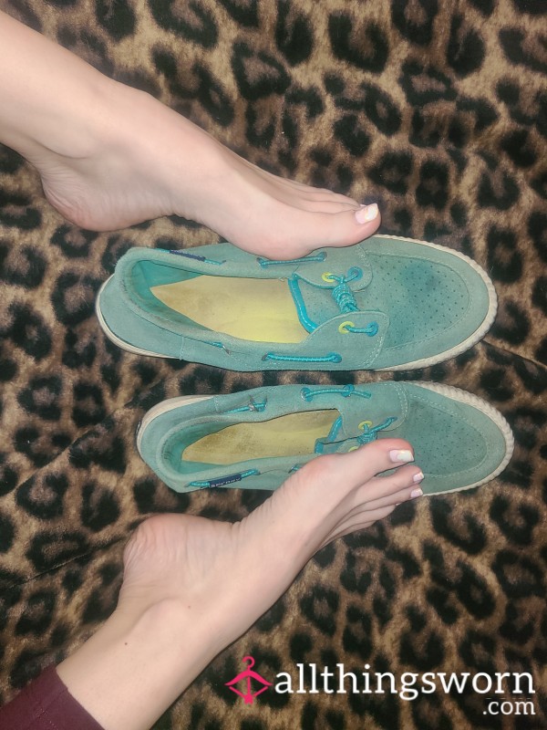 Sweaty Dirty Smelly Sperry Slip On Shoes Size 10