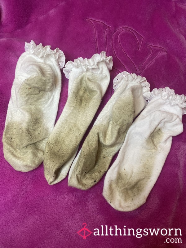 Sweaty Dirty Well Worn Socks🧦Size 4🥺
