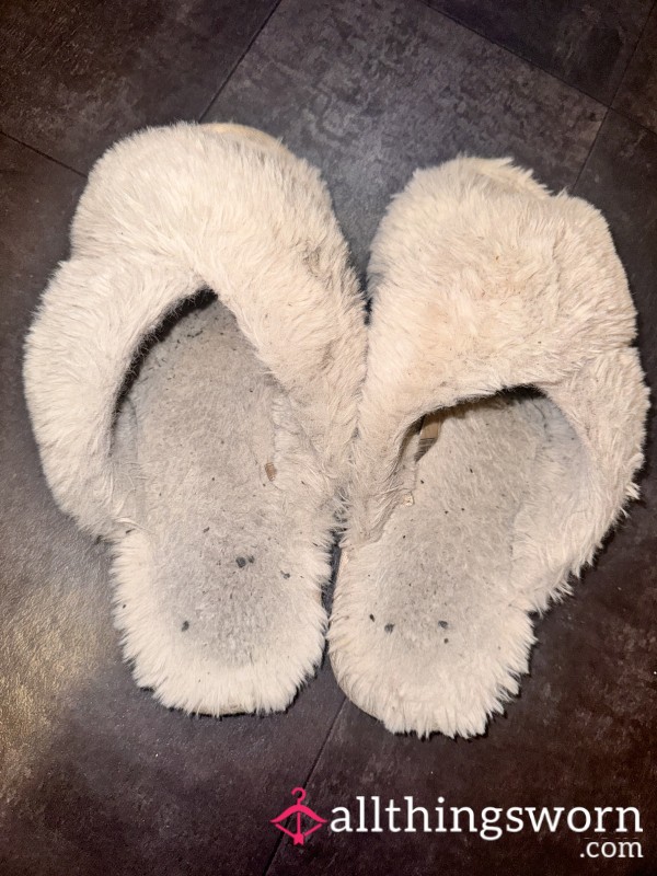 SWEATY FILTHY SLIPPERS