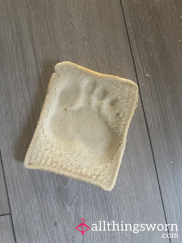 👩🏻‍🍳 Sweaty Food Bread - Foot Fetish 👩🏻‍🍳