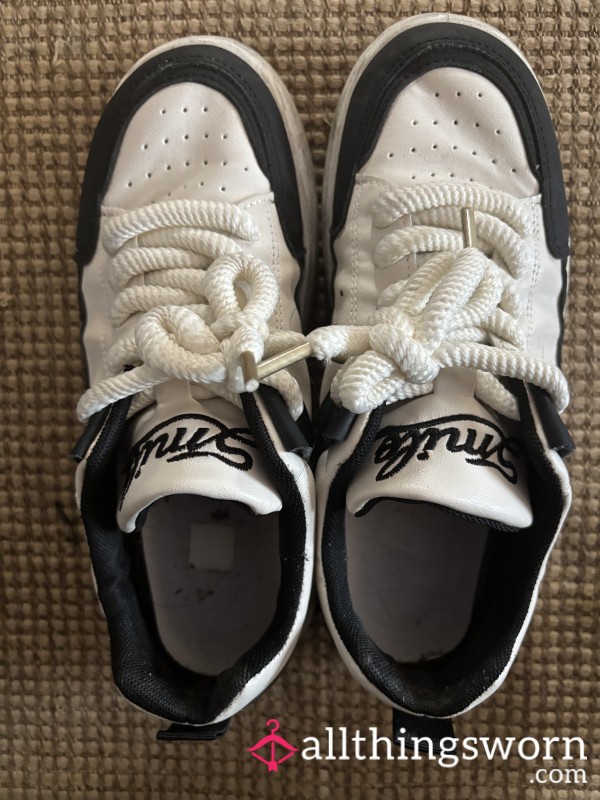 Sweaty Funky Walking Shoes For The Feet Lovers