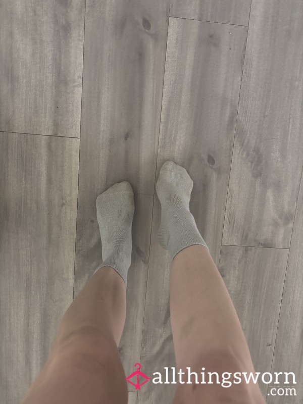 Sweaty Gray Sock Addiction – You Know You Want It