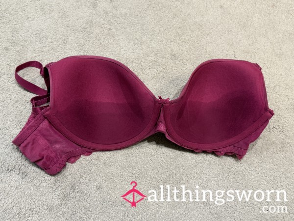 Sweaty Gym Bra. Smells Of The Sweat From My Breasts