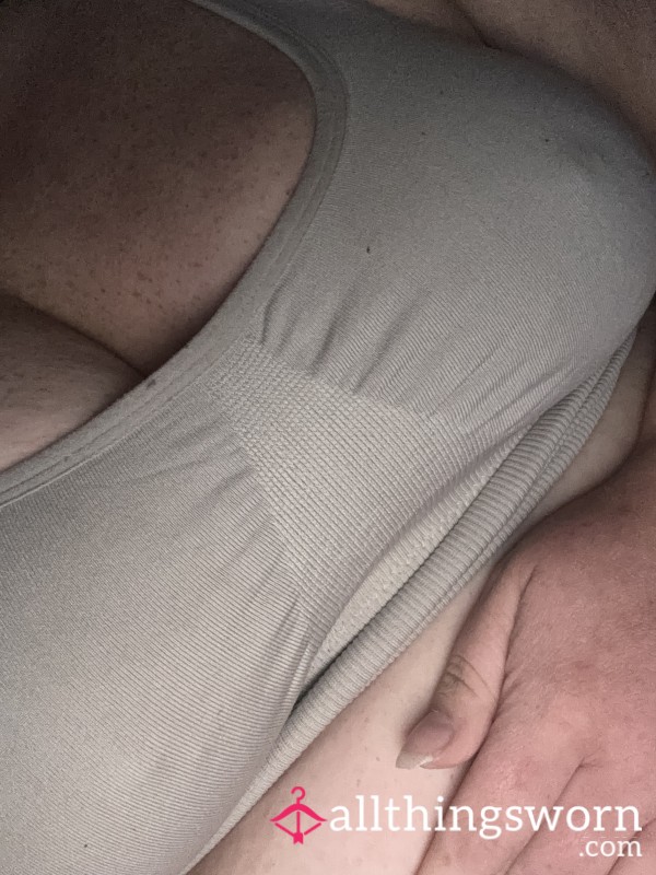 Sweaty Gym Bra – Soaked From Every Session