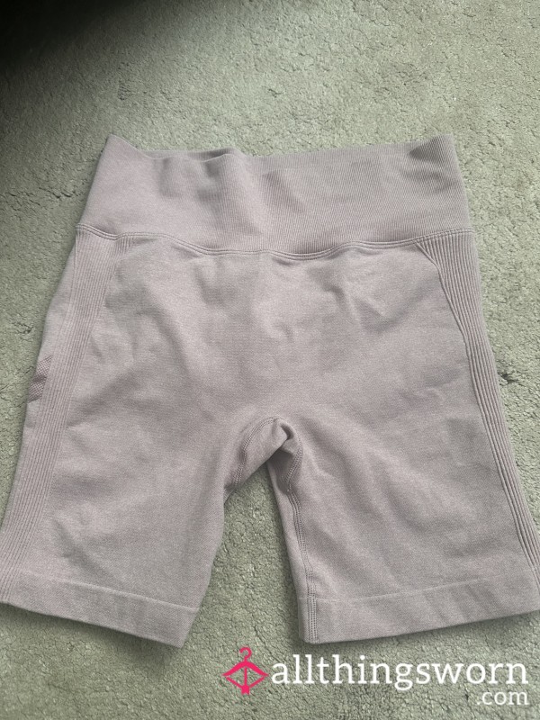 Sweaty Gym B*m Scrunch Shorts