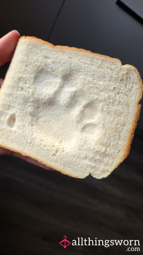 🍞 Sweaty Gym Foot Slice 🍞