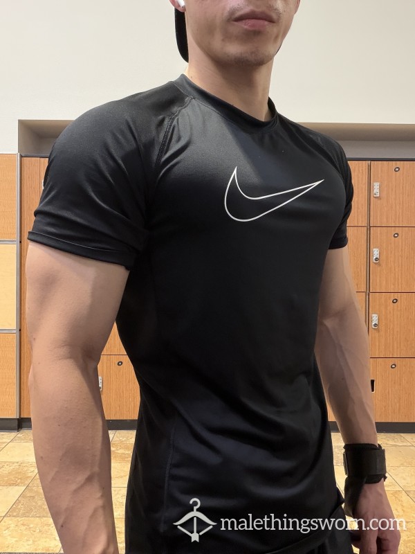 (SOLD)  5-DAY WEAR SWEATY GYM SHIRT