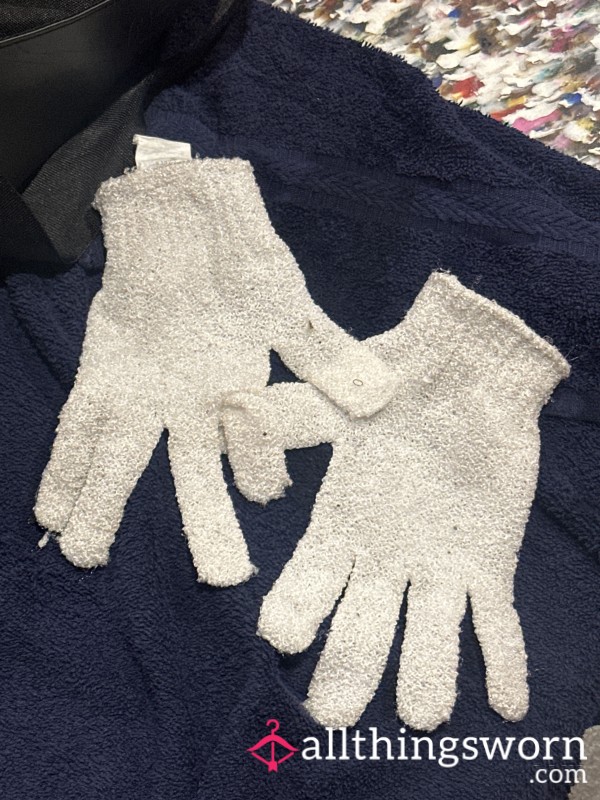 Sweaty Gym Shower Gloves