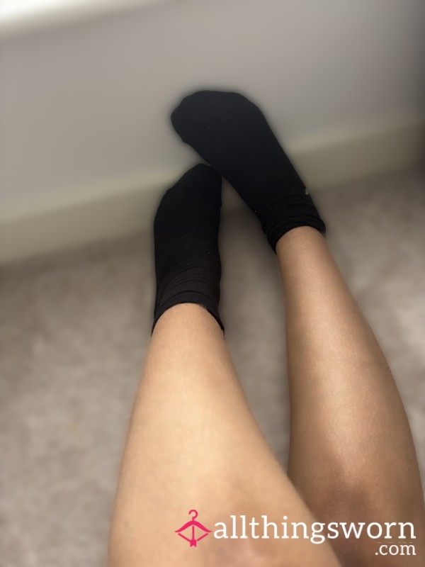 Sweaty Gym Socks – Fresh Off My Feet & Ready To Worship