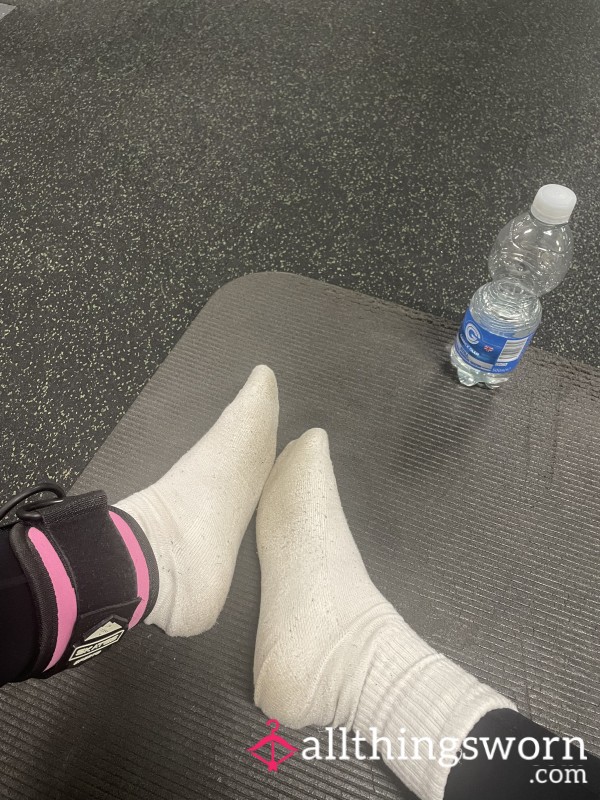 Sweaty Gym Socs