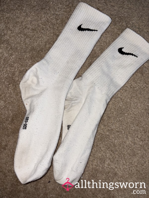 Sweaty Leg Day Socks 😍