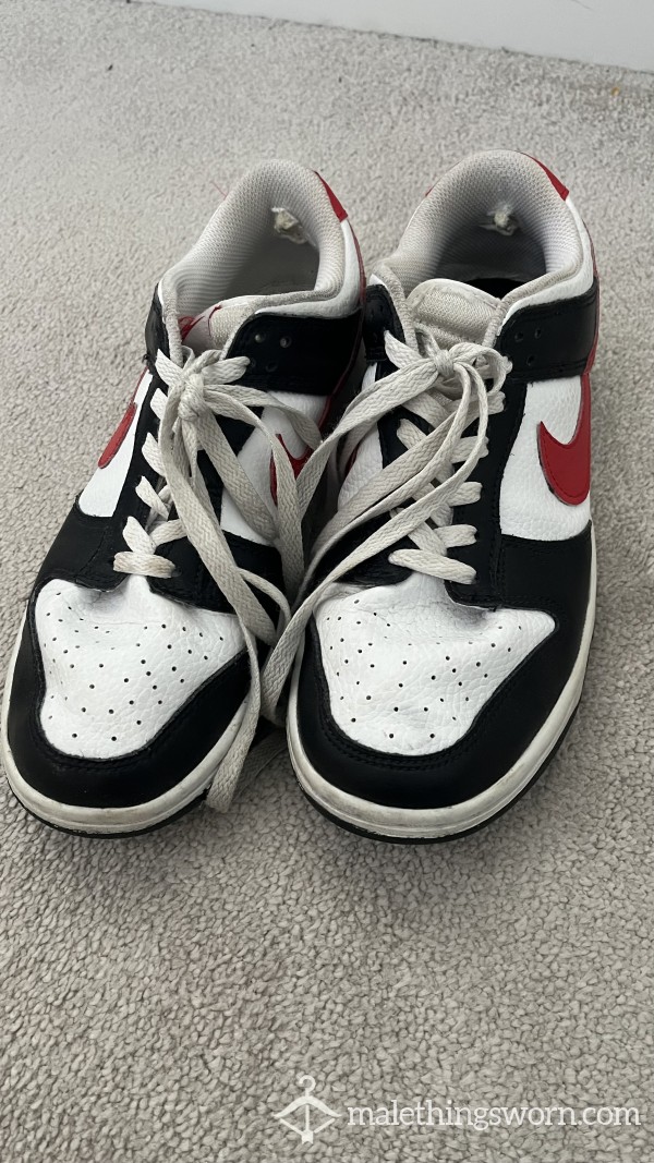Sweaty Nike Dunk Gym Trainers (black & Red)