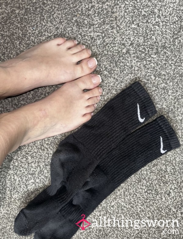 Sweaty Nike Socks 👀