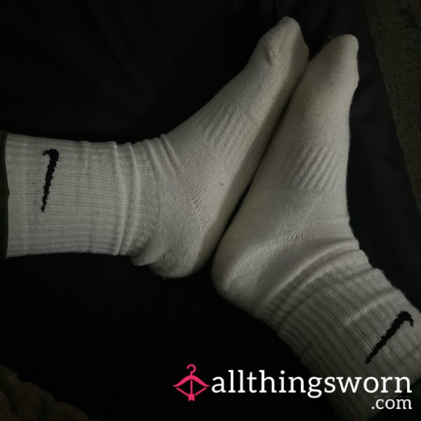 💦 Sweaty Nike Socks | All Day At Work + Intense Gym Session 👟