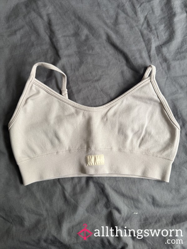 💦 Sweaty Nude Sports Bra – Fresh From The Gym💪🏼