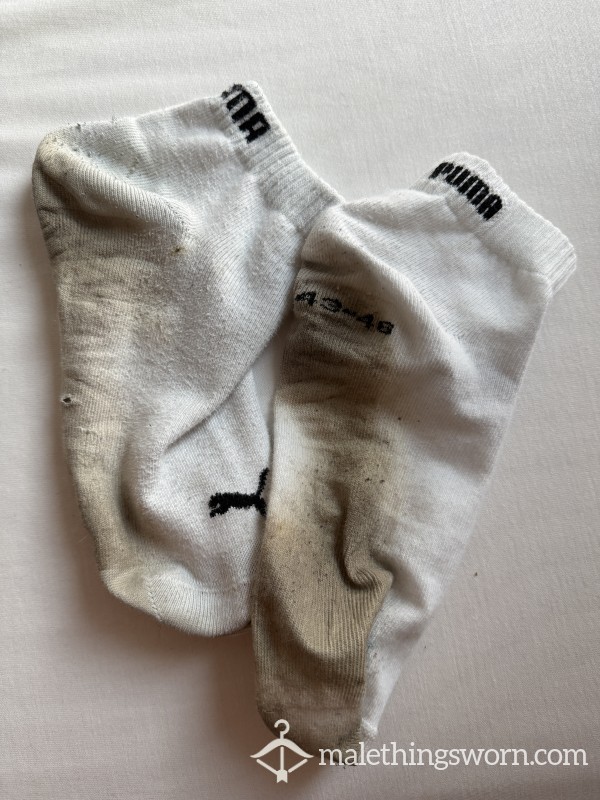 Sweaty Post-Workout Gym Socks – Well Worn, Musky & Irresistibly Naughty 💦