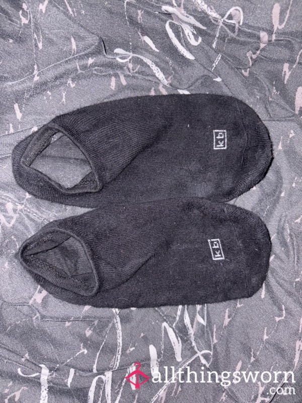 Sweaty Salivating Gym Socks!!!! 🧦💛