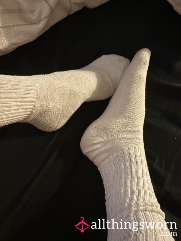 Sweaty Slept In Socks 🤤