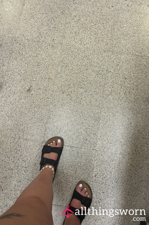 Sweaty, Smelly And Out Worn Sandals, Can Make Them Extra Smelly Before Sending😌