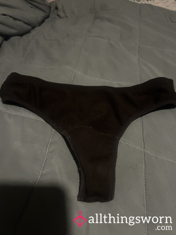 Sweaty Smelly Thongs I Wore In A Rave Last Night🥵