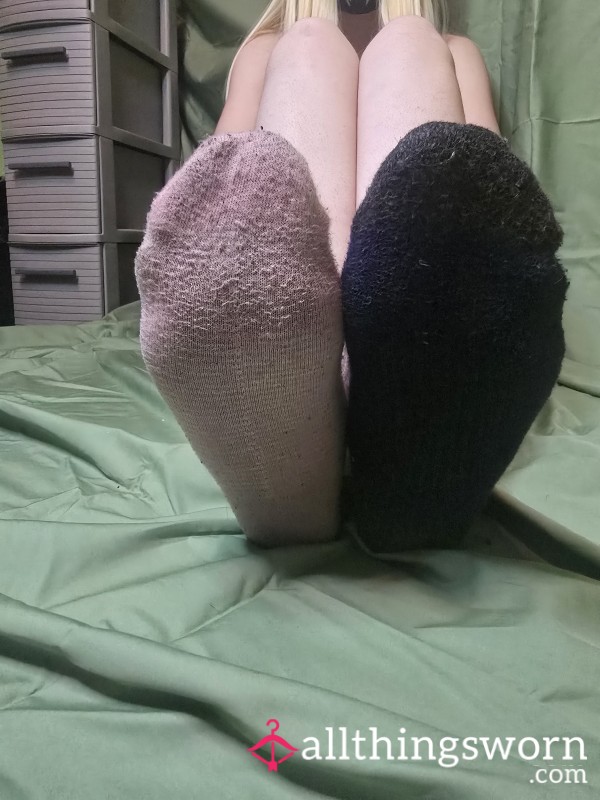 Sweaty Socks (48h) Mismatched