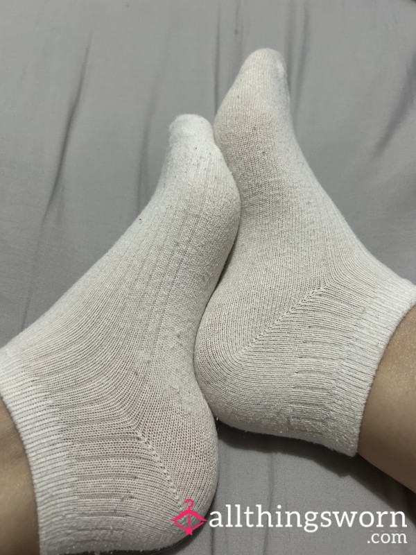 Sweaty Socks, Petite Size 3