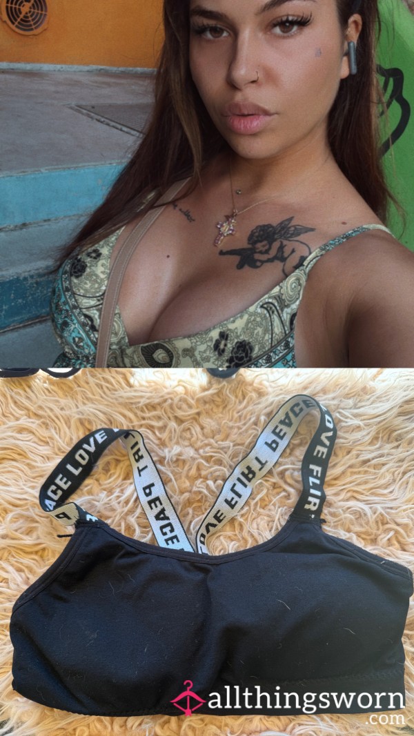 💦 Sweaty Sport Bra – Worn & Dirty For You