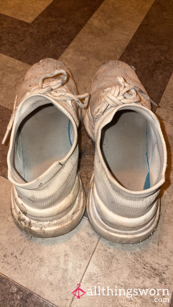 Size 5:5 Sweaty, Stinky Work Shoes🫦