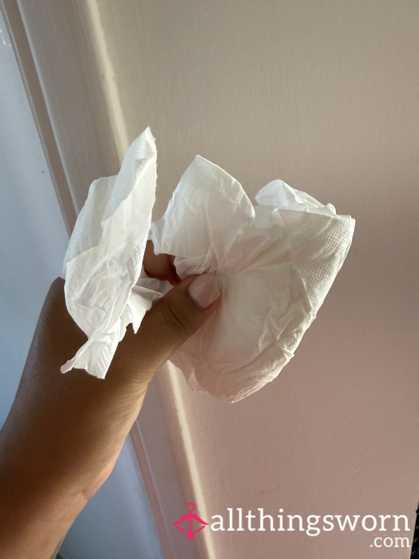 Sweaty Underboob Tissue