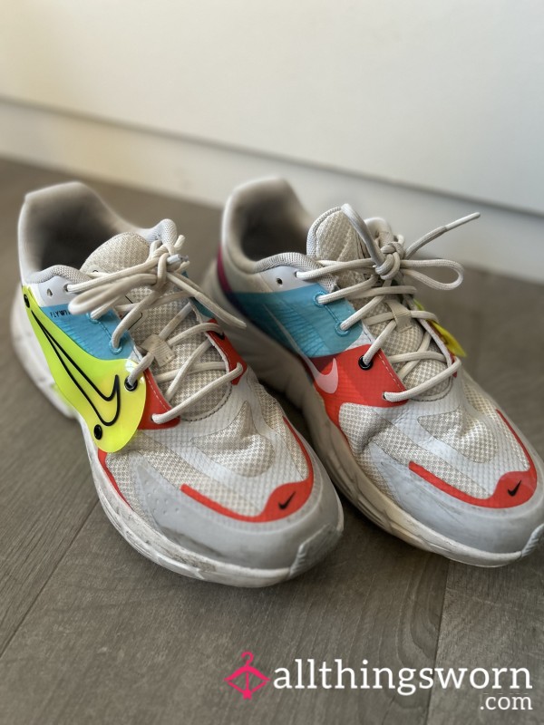 🔥 Sweaty Used Gym Socks & Stinky Trainers – Worn For Your Foot Fetish Addiction 👟💦