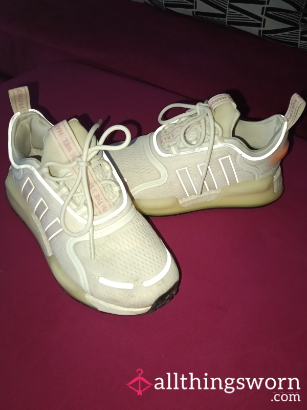 ✨ Sweaty Well Worm Gym Trainers Size 4 ✨