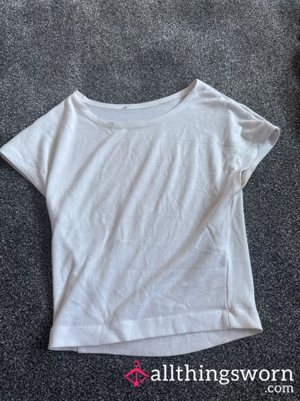 Sweaty White Crop Top🤍