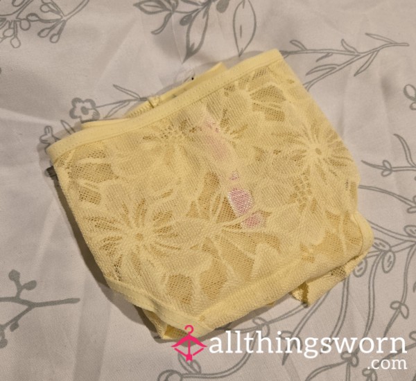 Sweet & Sunny Yellow Lace Cheekies
