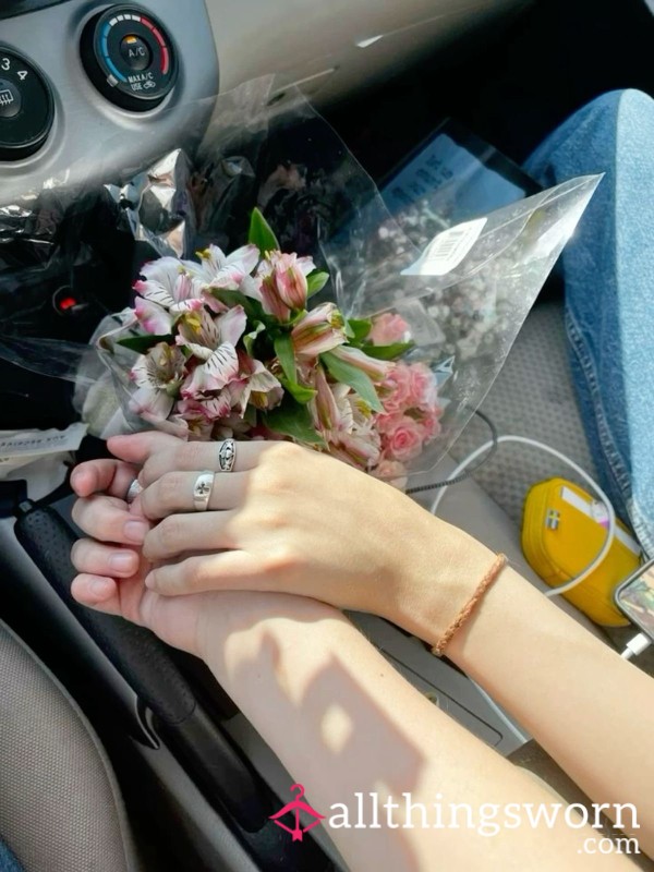 Sweet & Supportive Girlfriend: I’ll Be The Best Girlfriend You Never Think You Could Have ❤️