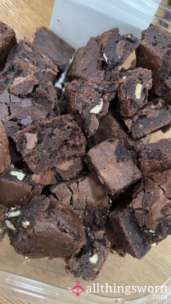 Sweet, Wet, And A Little Tart: My Lemonade-Soaked Brownies” 🍋