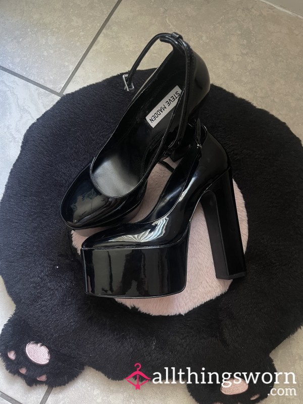 SZ 8 S**Y HUGE SHINY PLATFORM BLACK 👠 HEELS🖤