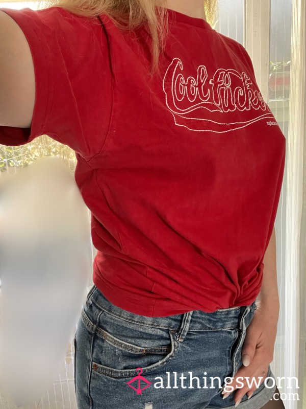 T-Shirt Size L Slept In