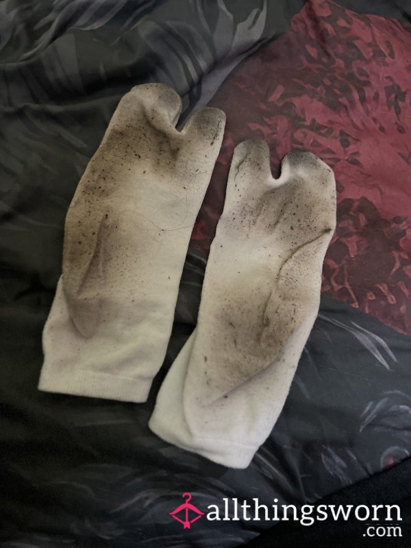 Tabi Dirty Socks