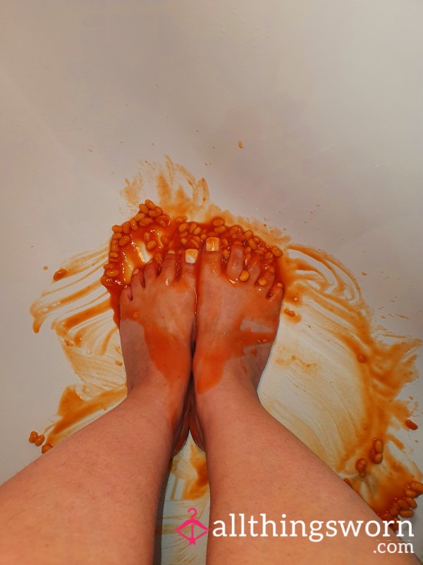 Take A Step Into A Delicious Messy Experience 😋 👣😈