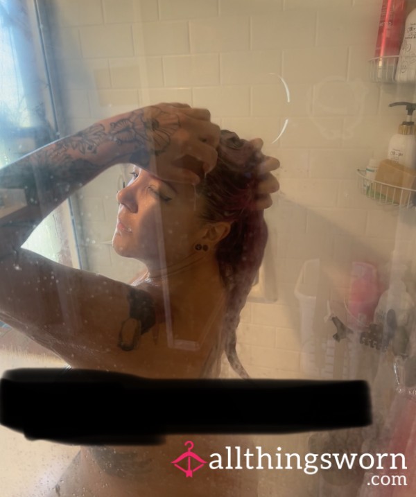 Taking A Shower And Bouncing On A Di**o