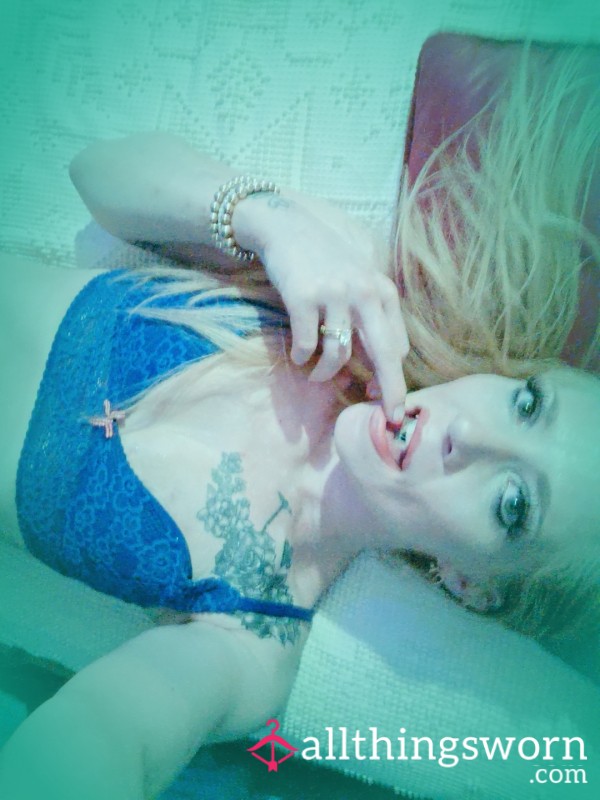 TAKING IT LIKE A CHAMP**WATCH ME BLOW