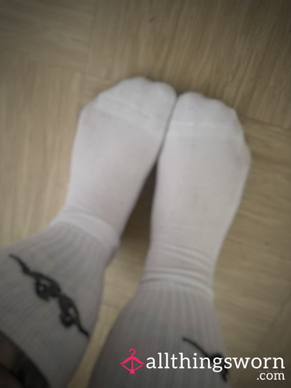 Taking My Socks Off Without Hands 👣👀