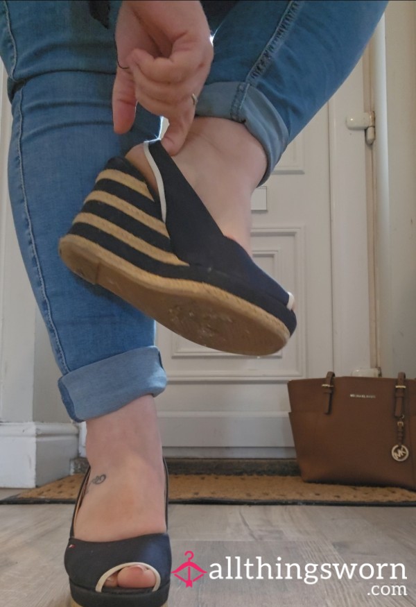 Taking Off My Shoes After A Day Shopping |03:38| 🛍