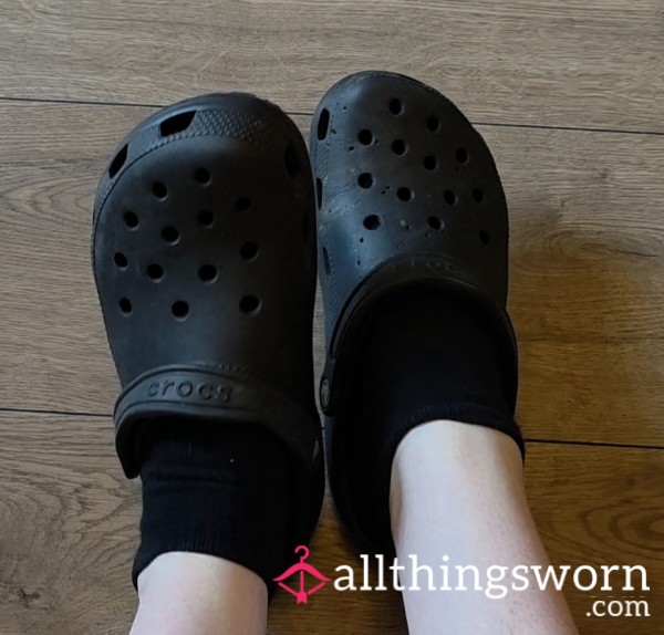 Taking Off My Socks And Showing My Feet🦶