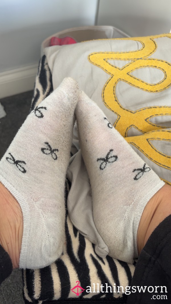Taking Pretty Socks Off Pretty Feet